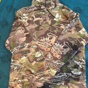 Under Armour camo sweatshirt